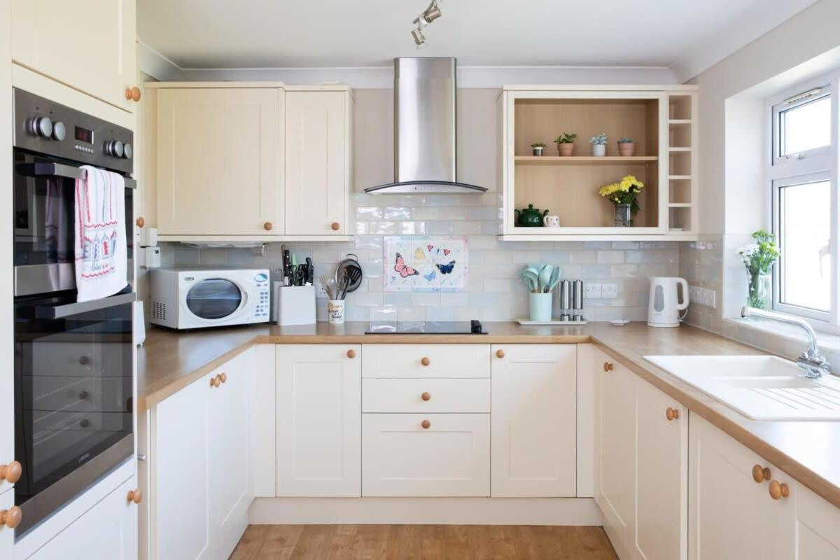 Seaside Detached 4Bd Home Nr Shops Parking Garden West Wittering Exterior foto