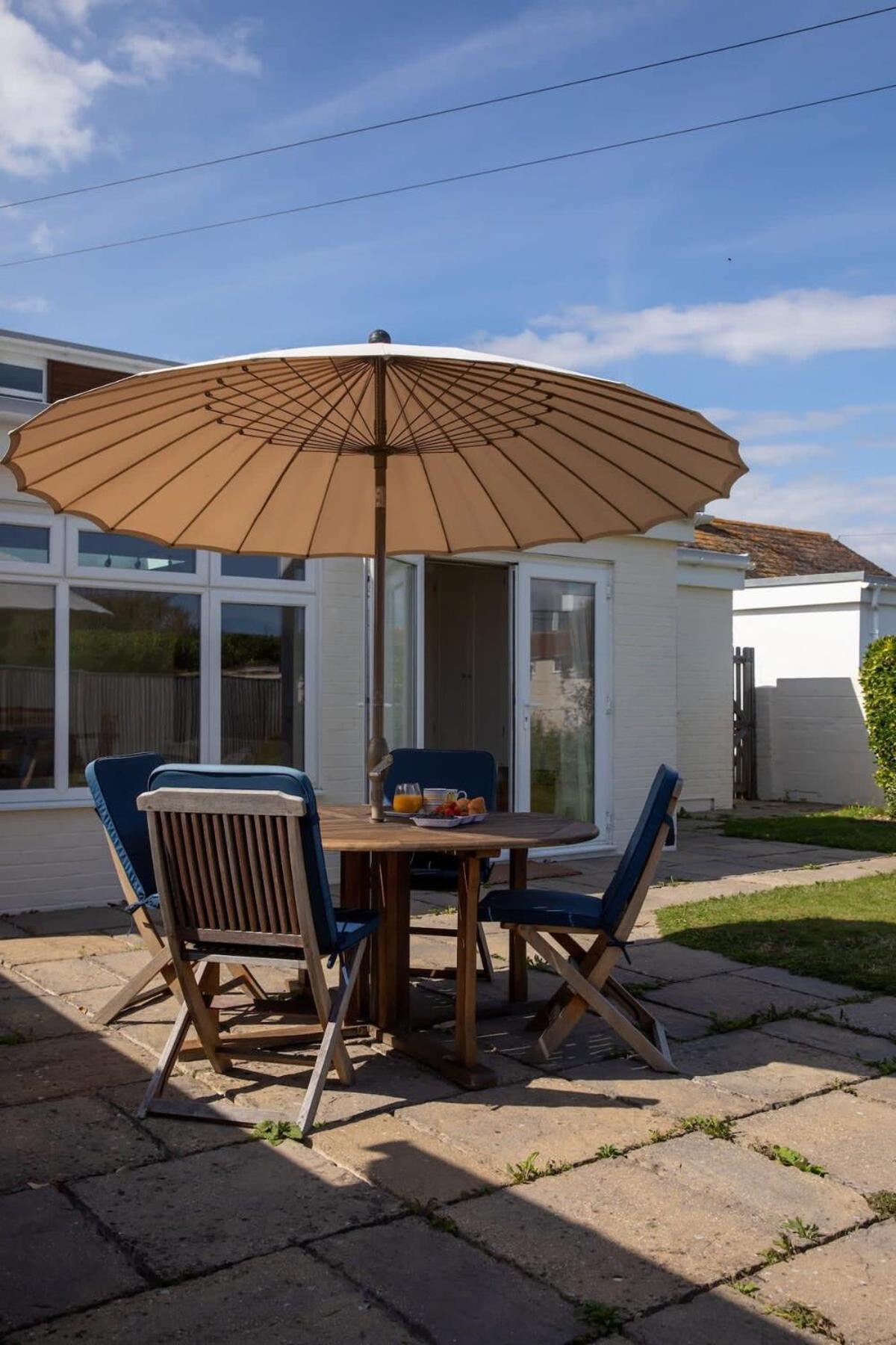 Seaside Detached 4Bd Home Nr Shops Parking Garden West Wittering Exterior foto